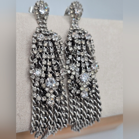 Stella & Dot Retired Petra Fringe Chandelier Earrings Silver Tone Rhinestones - Picture 4 of 12